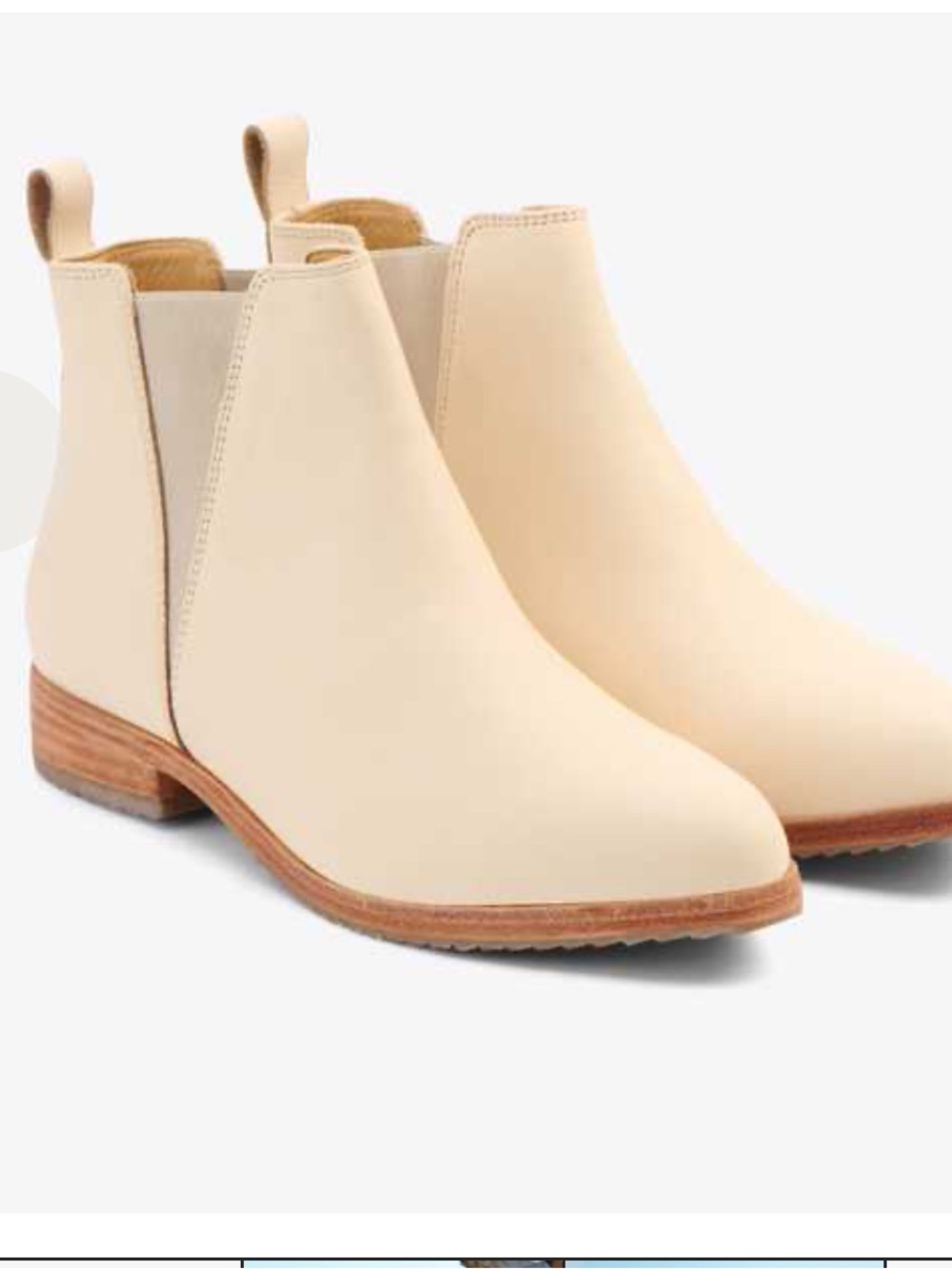 Nisolo Everyday Chelsea Boots in the discontinued Bone color Size 8